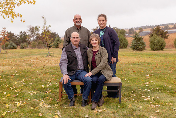 Ravenscroft Family Gallery 24-2442