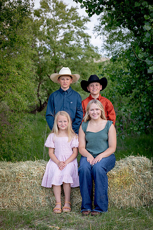 Swanson Family Gallery-0232