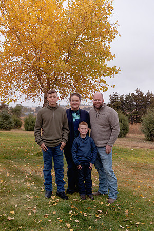 Ravenscroft Family Gallery 24-2501