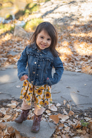Laura Family Gallery 24-2262