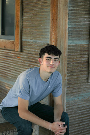 Cory Senior Pictures 2024-0844